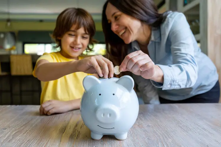 Épargner pour les études de mon enfant